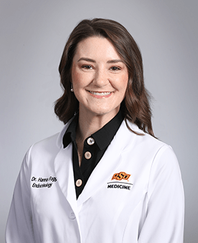 Headshot of Dr. Hanna Fogg.